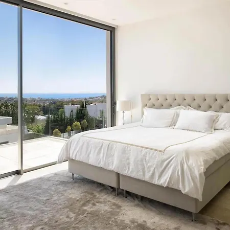 Vila Lujosa En Atalaya - Es-175-50 Estepona