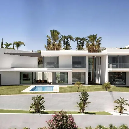 Lujosa En Atalaya - Es-175-50 Estepona