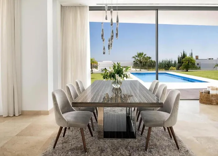 Lujosa En Atalaya - Es-175-50 * إِستيبونا